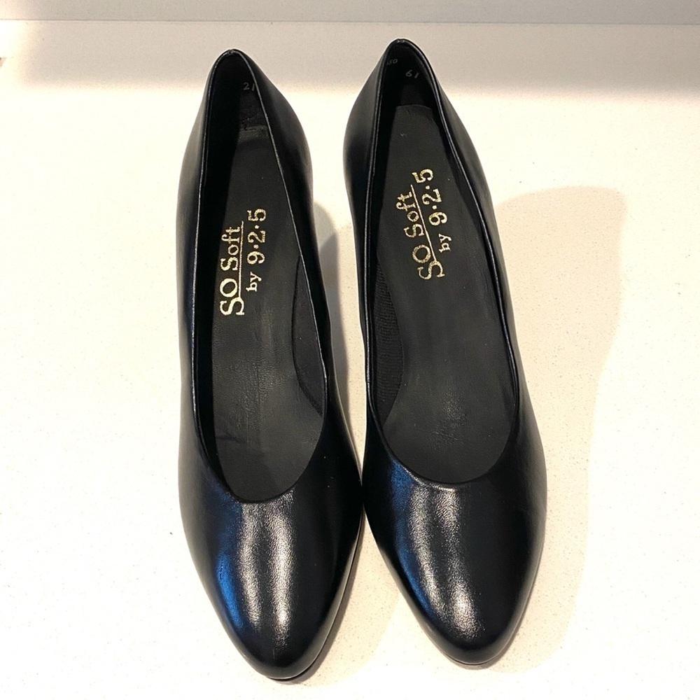 Black kitten heels, So Soft by 925